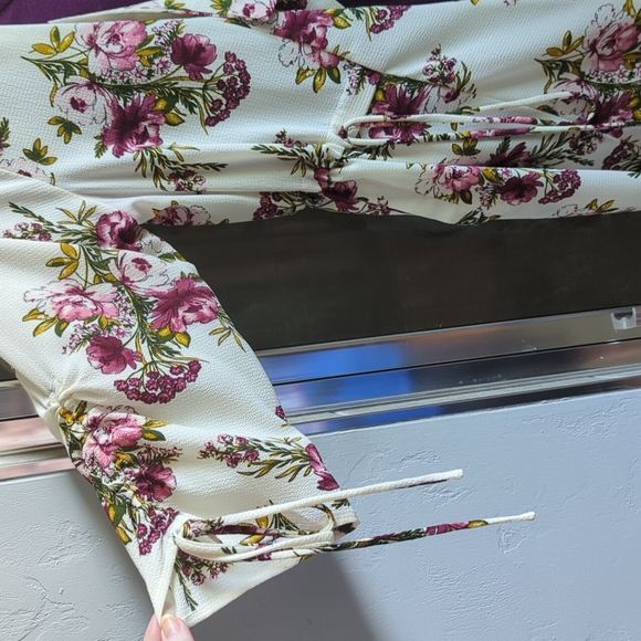 Charming Charlie Floral Blazer Kimono - Picture 6 of 10